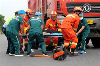 洛扎沛县道路救援